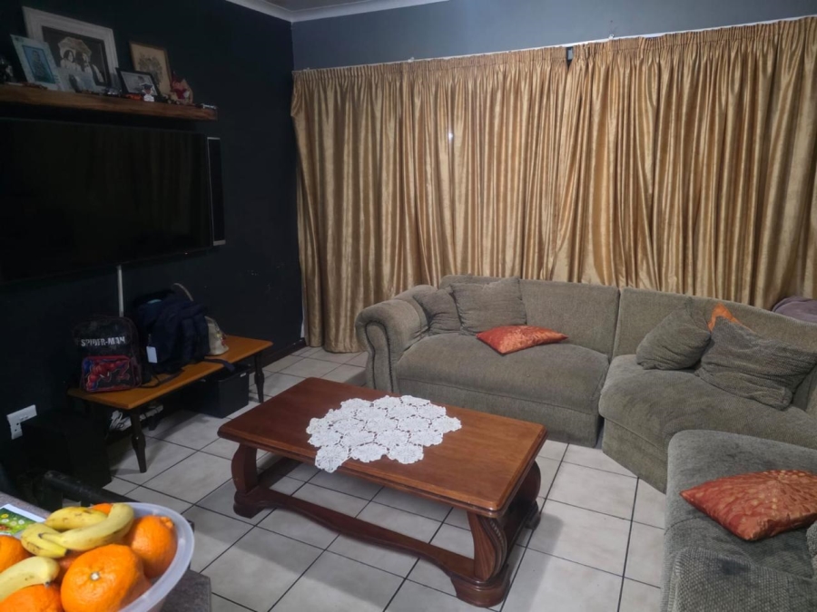 2 Bedroom Property for Sale in Worcester West Western Cape